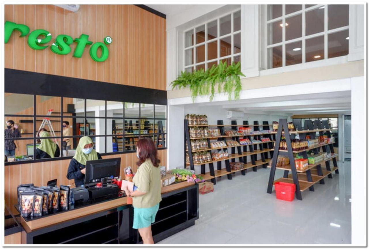 Reddoorz Plus @ Madukoro Raya Semarang Exterior foto